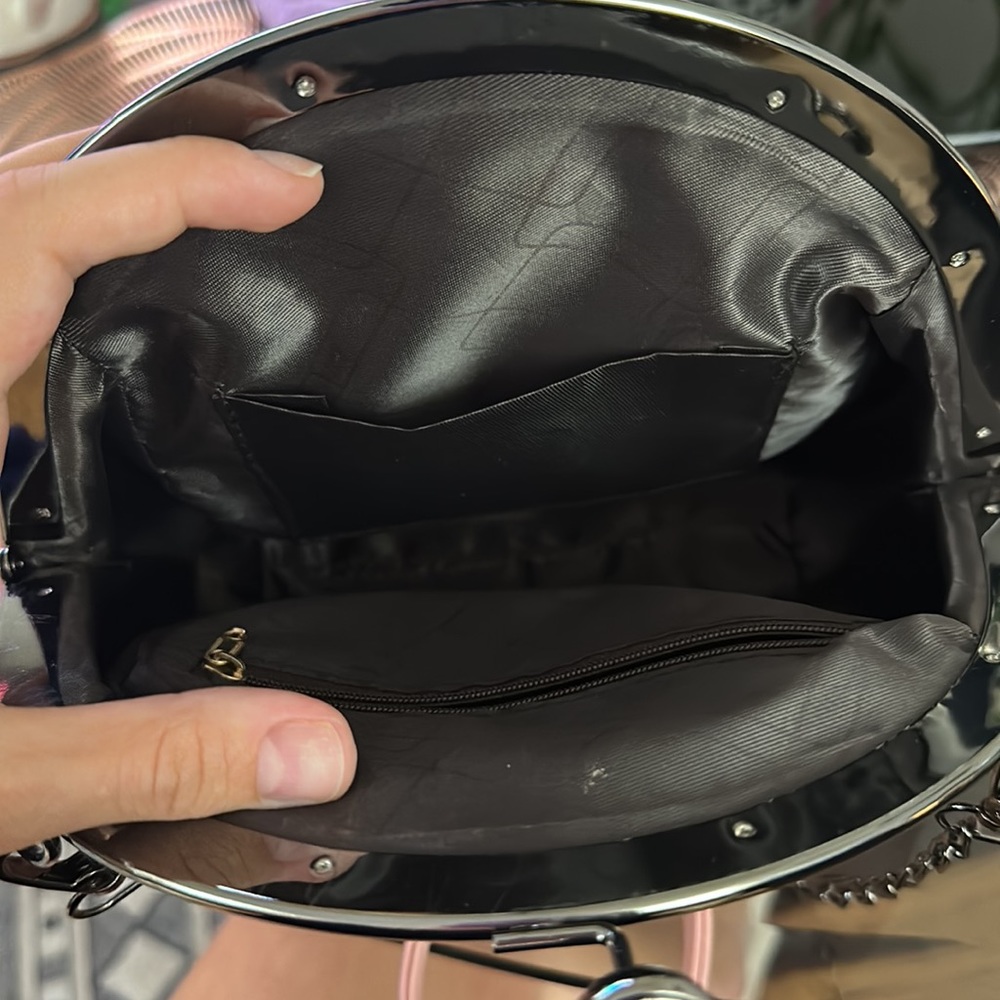 Purse - Picture 3 of 5